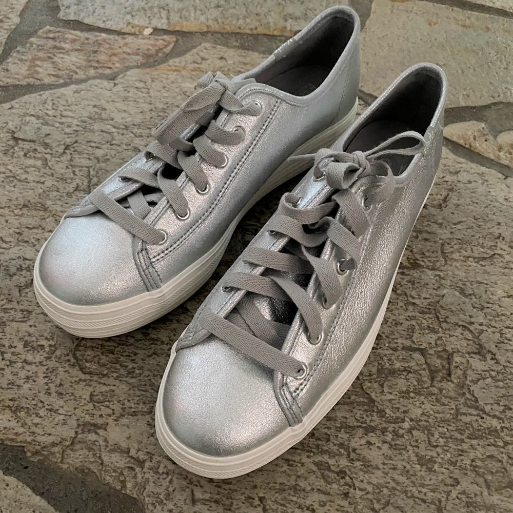 New Keds Triple Kick Leather Platform Sneakers, Silver, Size 6.5